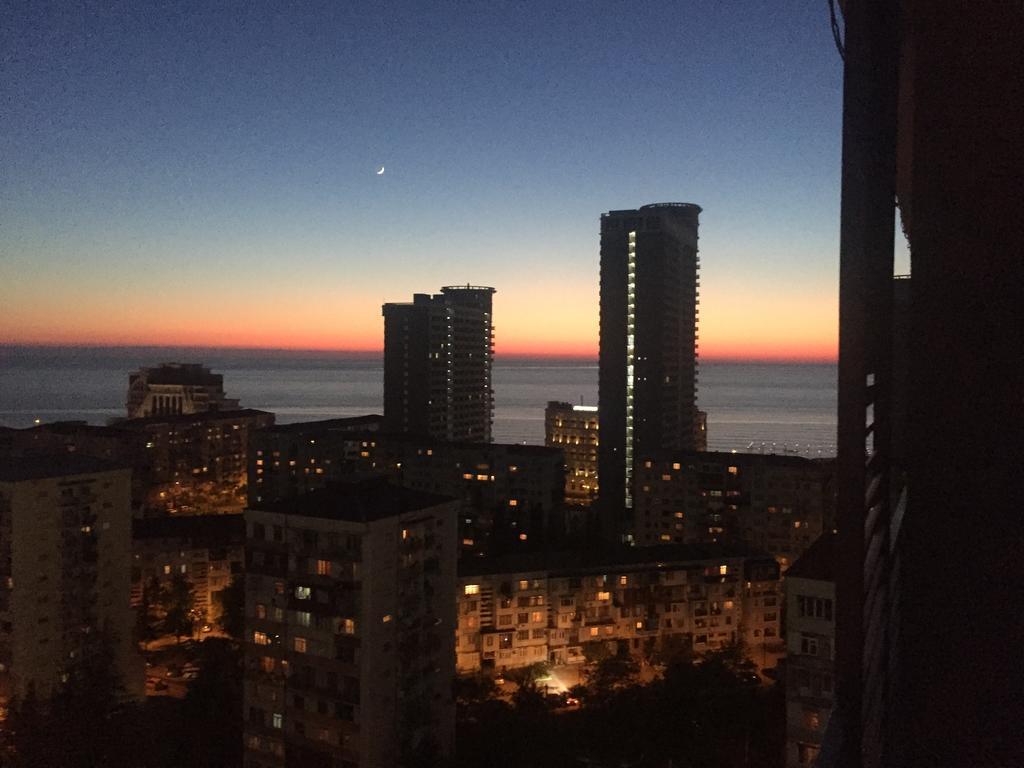 Stars Apartment Batumi Ngoại thất bức ảnh