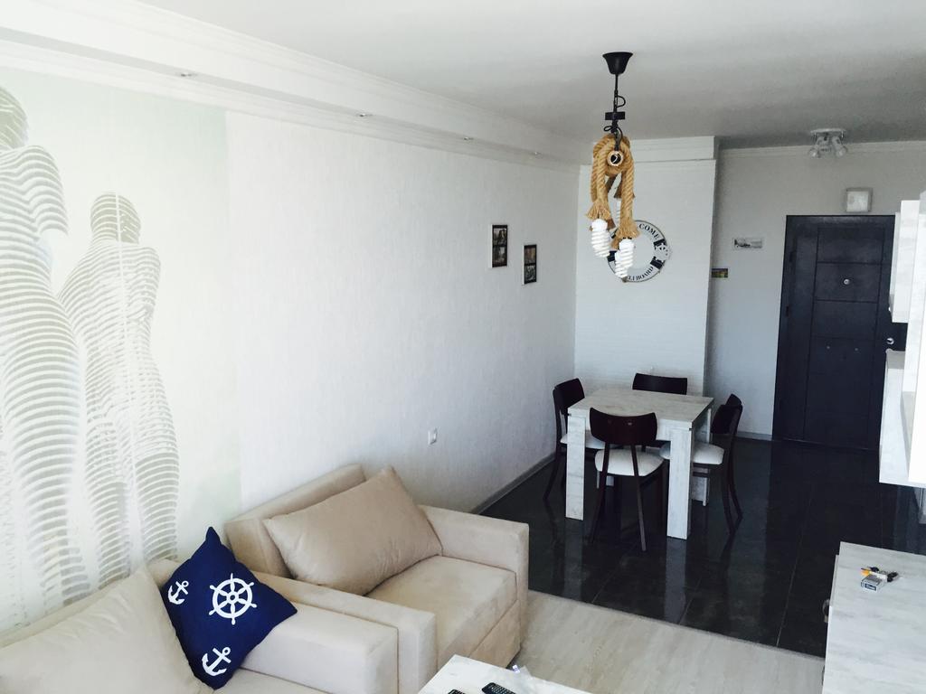 Stars Apartment Batumi Ngoại thất bức ảnh