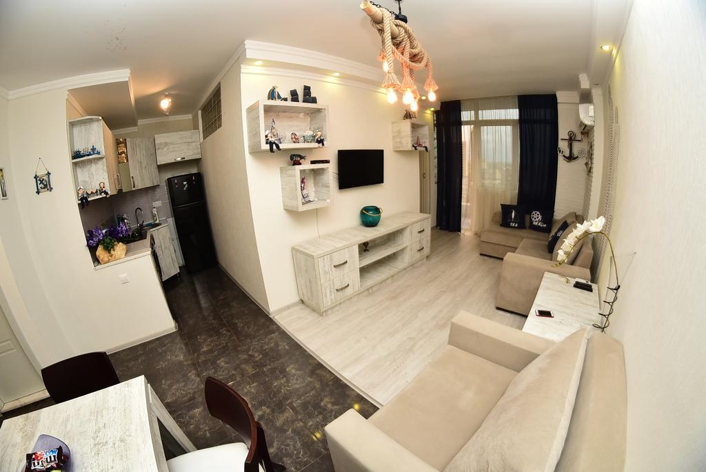 Stars Apartment Batumi Ngoại thất bức ảnh