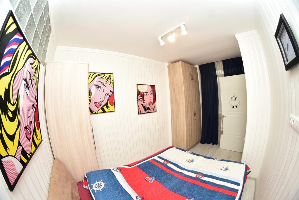 Stars Apartment Batumi Ngoại thất bức ảnh